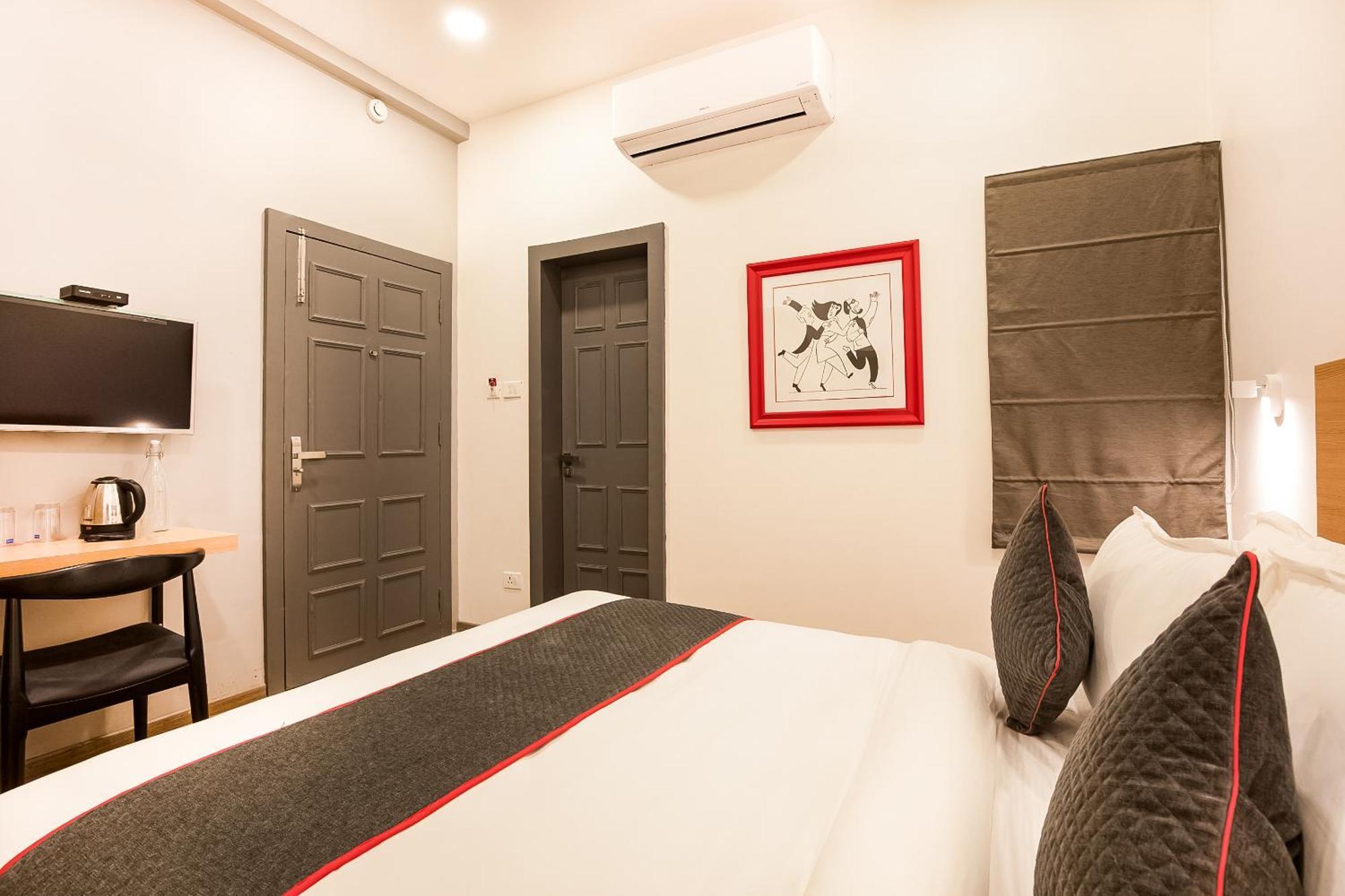 Hotel Townhouse Pipliyahana Square Indore